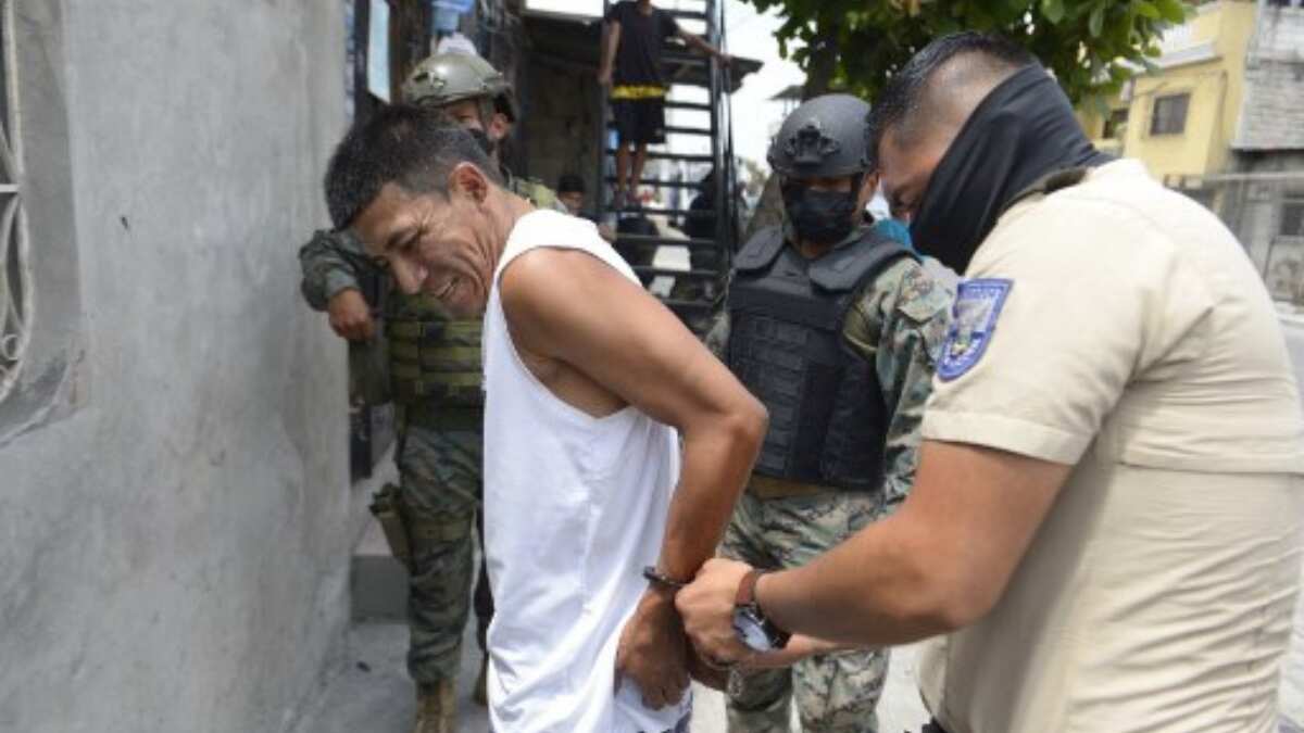 13 inmates killed in fresh fight in Ecuador prison 13 inmates killed in fresh fight in Ecuador prison