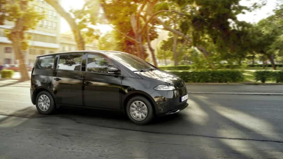 Sion- Solar-powered car 
