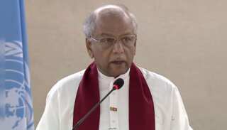 Dinesh Gunawardena takes oath as the new Prime Minister of Sri Lanka