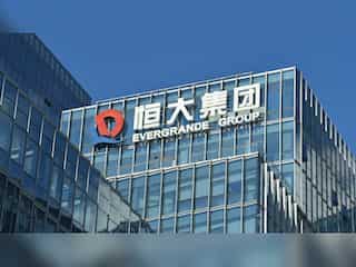China: Two senior Evergrande officials step down after loan-diverting probe