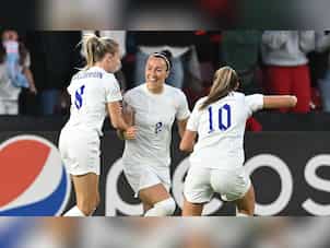 Clinical England thrash Sweden 4-0 to reach Women's Euro 2022 final