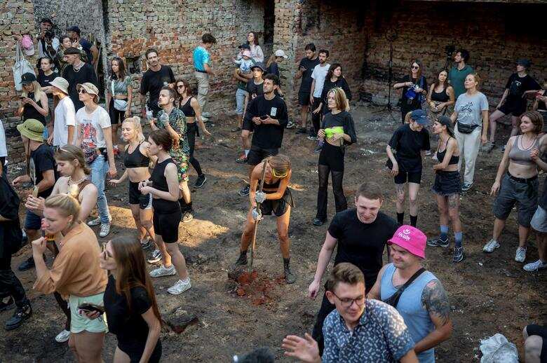 Techno music