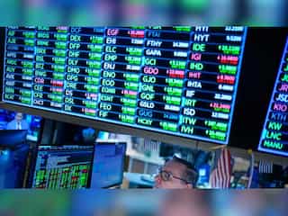 Wall Street rallies after the US Fed hikes rates by 75 bps