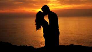 All the kissing our ancestors’ did is what gave us herpes: Study
