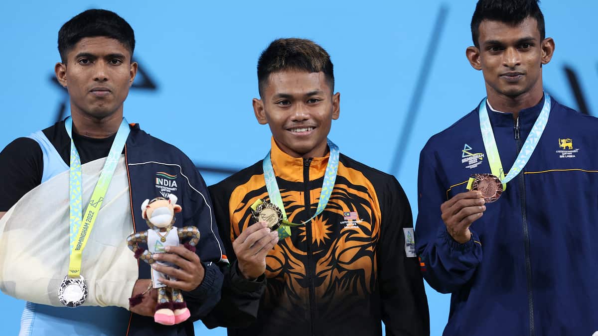 PM Modi, Virender Sehwag and others laud Sanket Sargar as he wins silver medal despite injury at CWG 2022