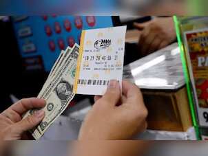 At least one winner from Illinois set to win $1.28 billion Mega Millions jackpot