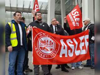 UK: ASLEF union members stage 24-hours strike as pay dispute rolls on