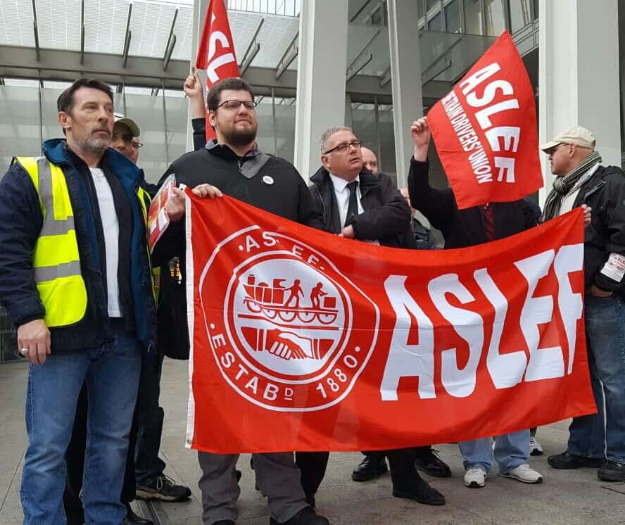 UK: ASLEF union members stage 24-hours strike as pay dispute rolls on