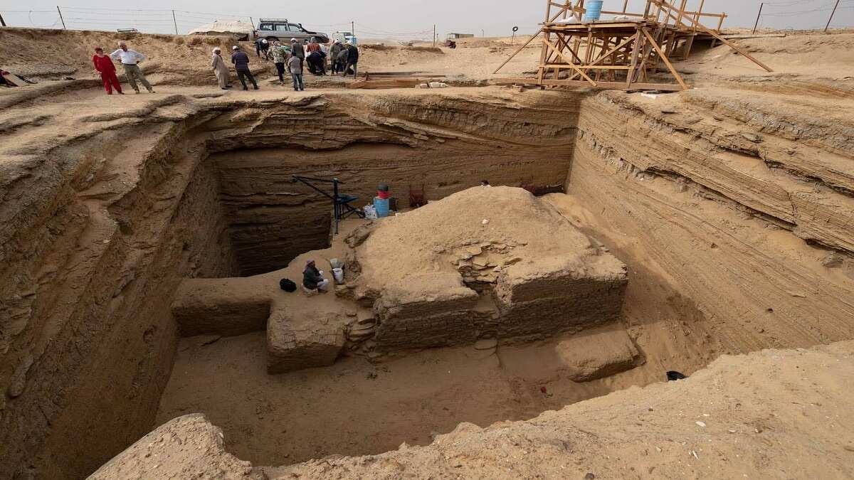 Location of the tomb