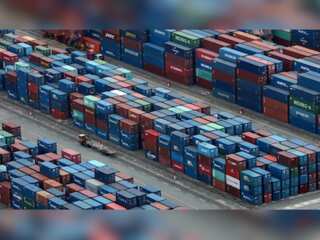 South Korea’s July exports grow at faster pace, trade deficit widens