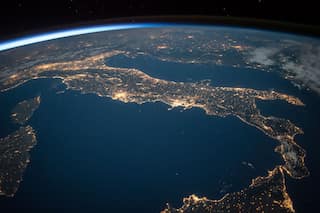 Earth's days mysteriously getting longer; scientists struggle to find reason