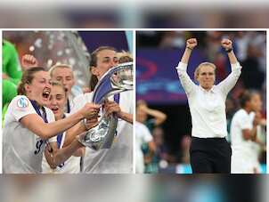 Women's Euro 2022: England players gatecrash coach Sarina Wiegman's conference after title win - WATCH