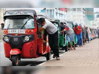 Record inflation continues to haunt Lankan households; Colombo consumer price index breaches 60%