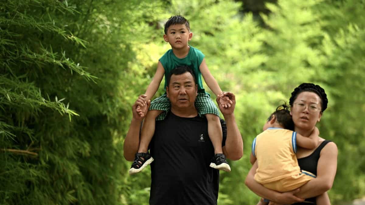 China’s population will begin to fall by 2025 as family size grows smaller: Officials