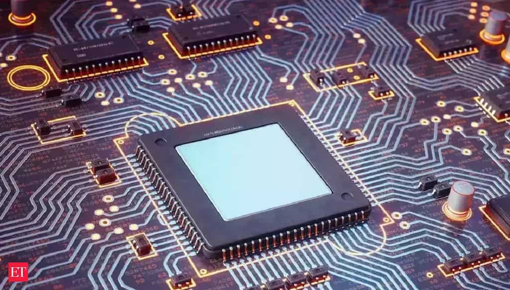 US to tighten China's access to chipmaking equipment