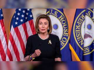 US House Speaker Nancy Pelosi lands in Taiwan amid Chinese warnings