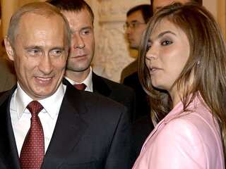 US sanctions Russian oligarchs and Putin's 'girlfriend' for involvement in Ukraine war