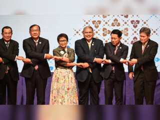 ASEAN member nations discuss Myanmar crisis, warns against more executions