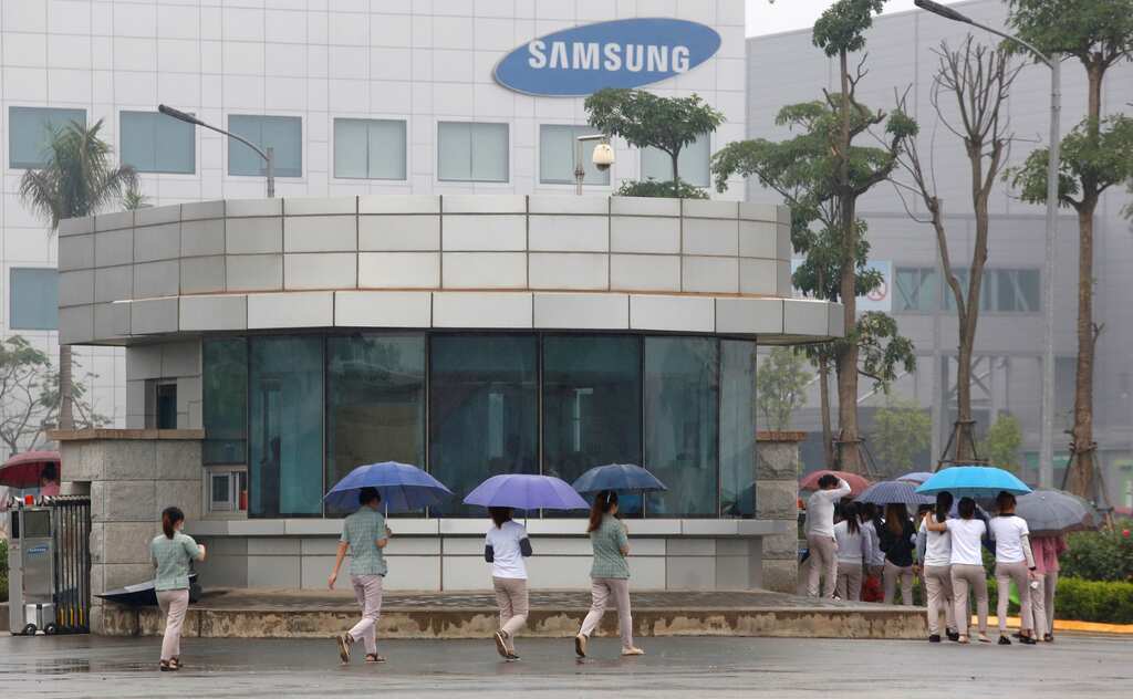 Samsung cuts down production in Vietnam
