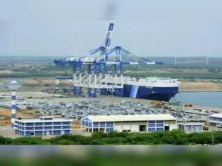 Sri Lanka urges China to not dock at Hambantota port