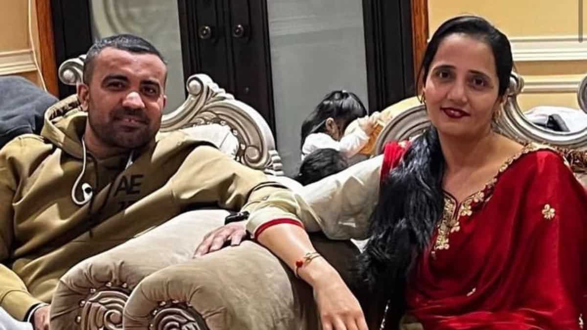 After 8 years of domestic abuse, Indian woman kills herself in US after posting clip of ordeal After 8 years of domestic abuse, Indian woman kills herself in US after posting clip of ordeal