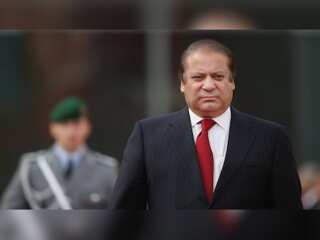 Maryam Nawaz hints at 'certain problems' hindering Nawaz return