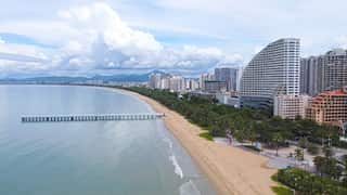 After COVID-19 outbreak, more than 80,000 tourists trapped in Chinese resort city of Sanya