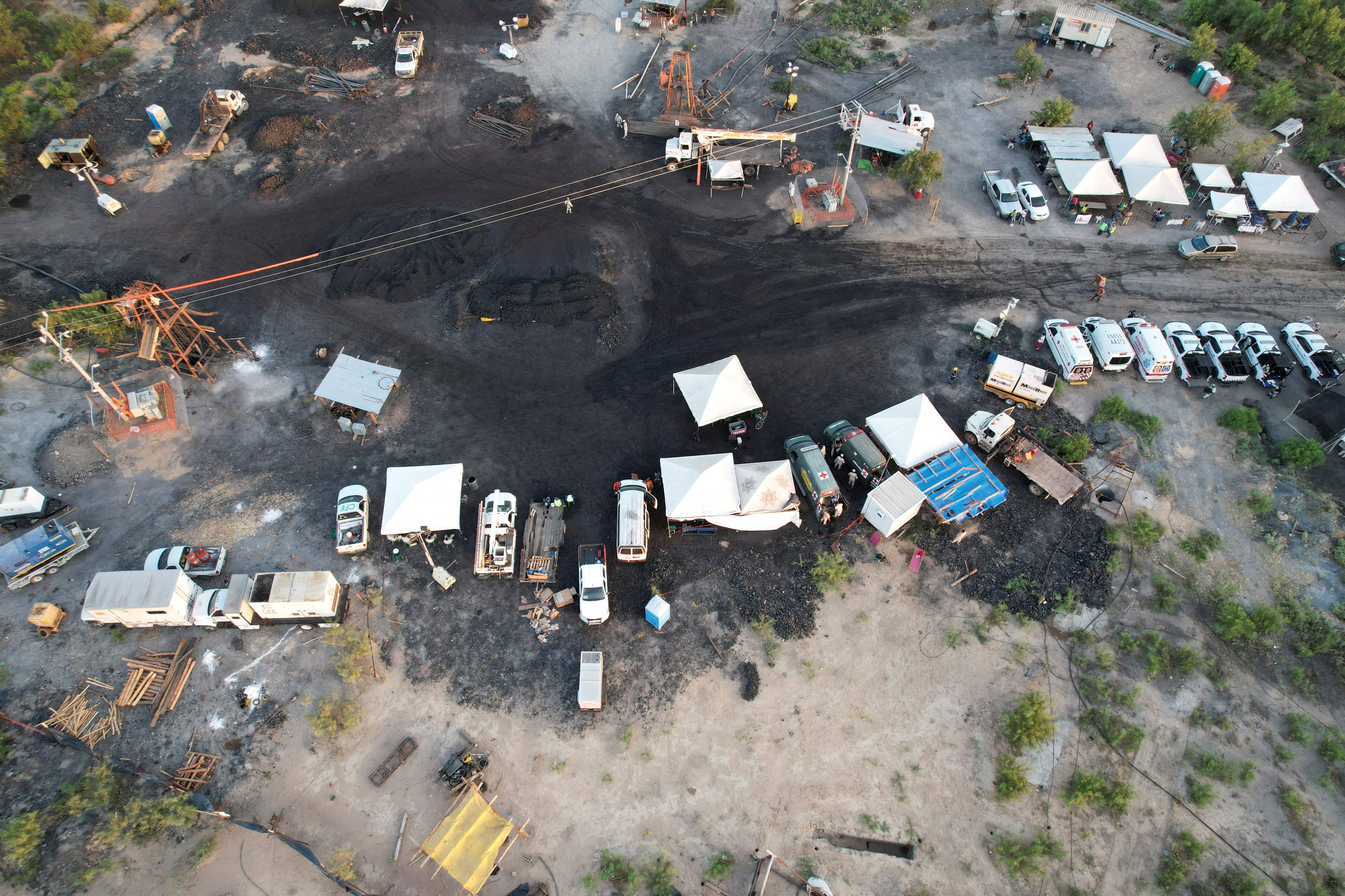 Efforts to rescue Mexico's trapped miners