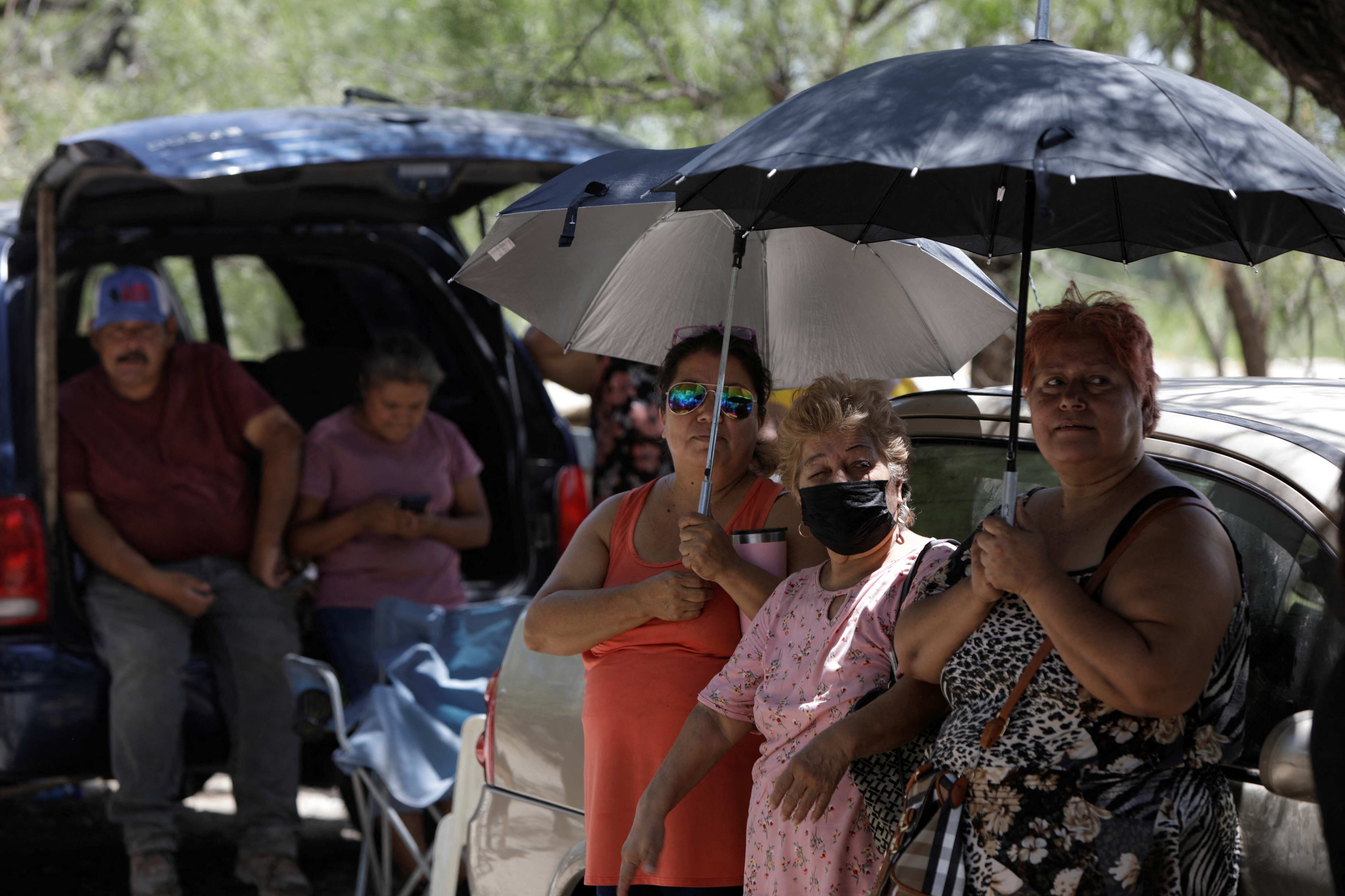 Efforts to rescue Mexico's trapped miners