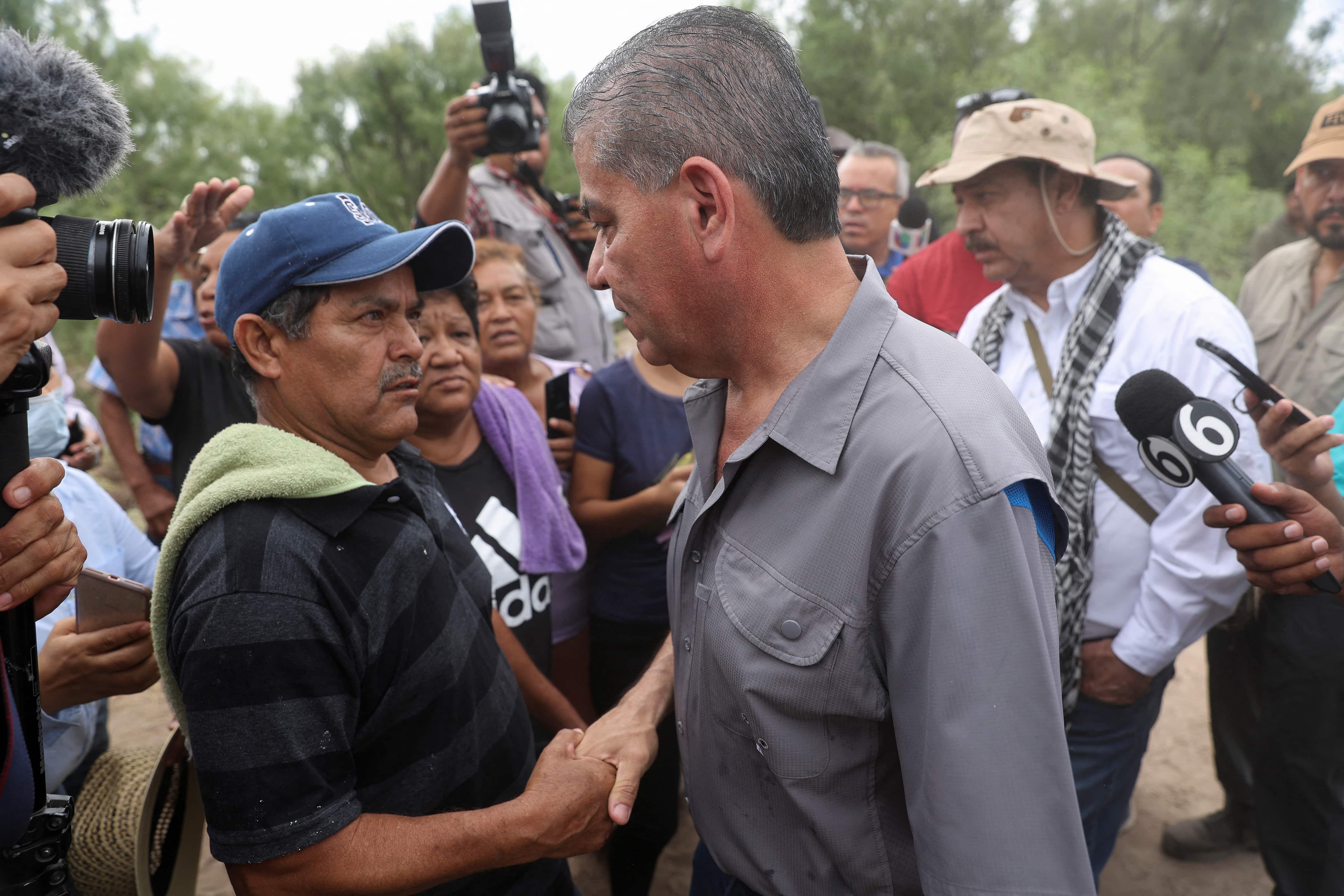 Efforts to rescue Mexico's trapped miners