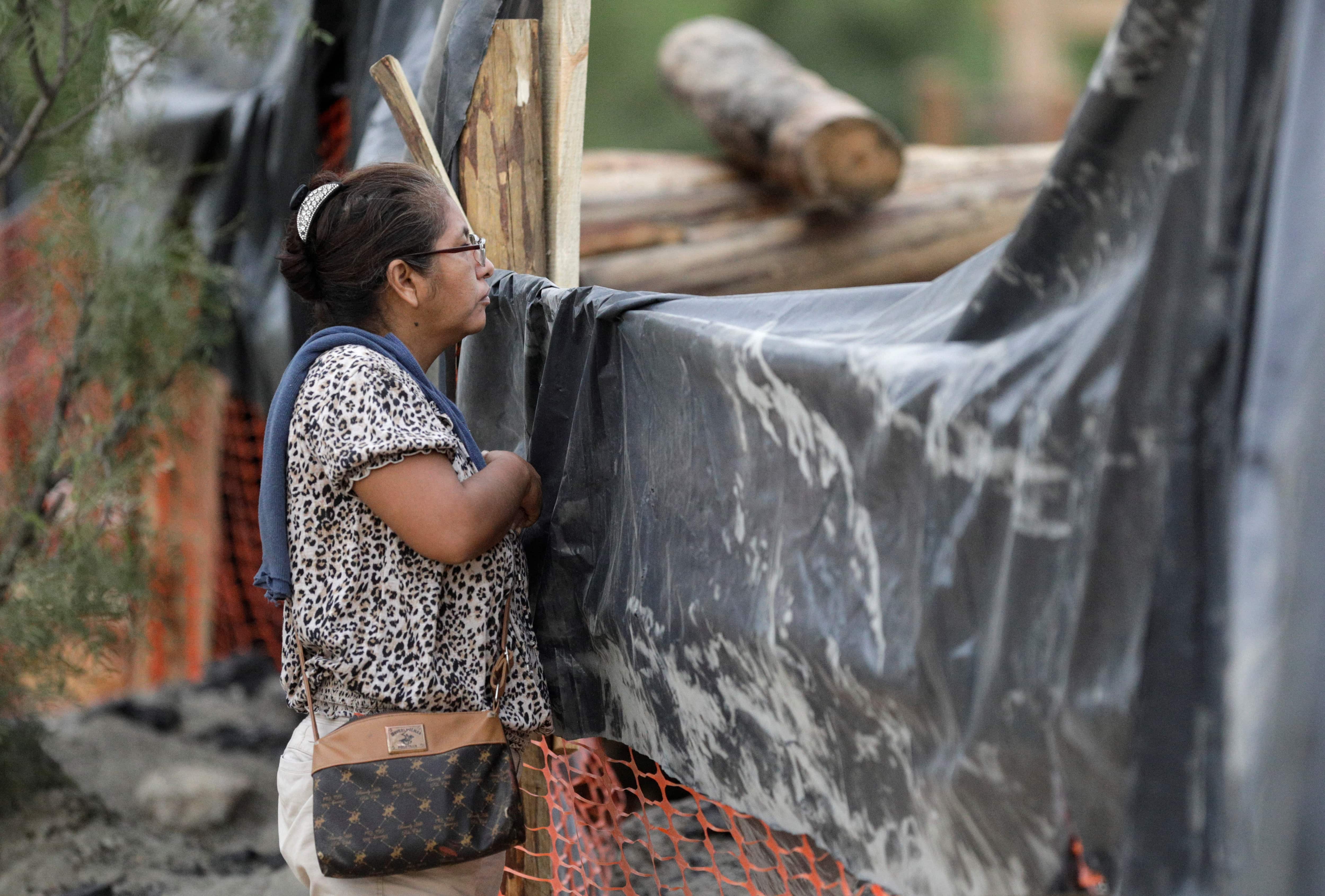 Efforts to rescue Mexico's trapped miners