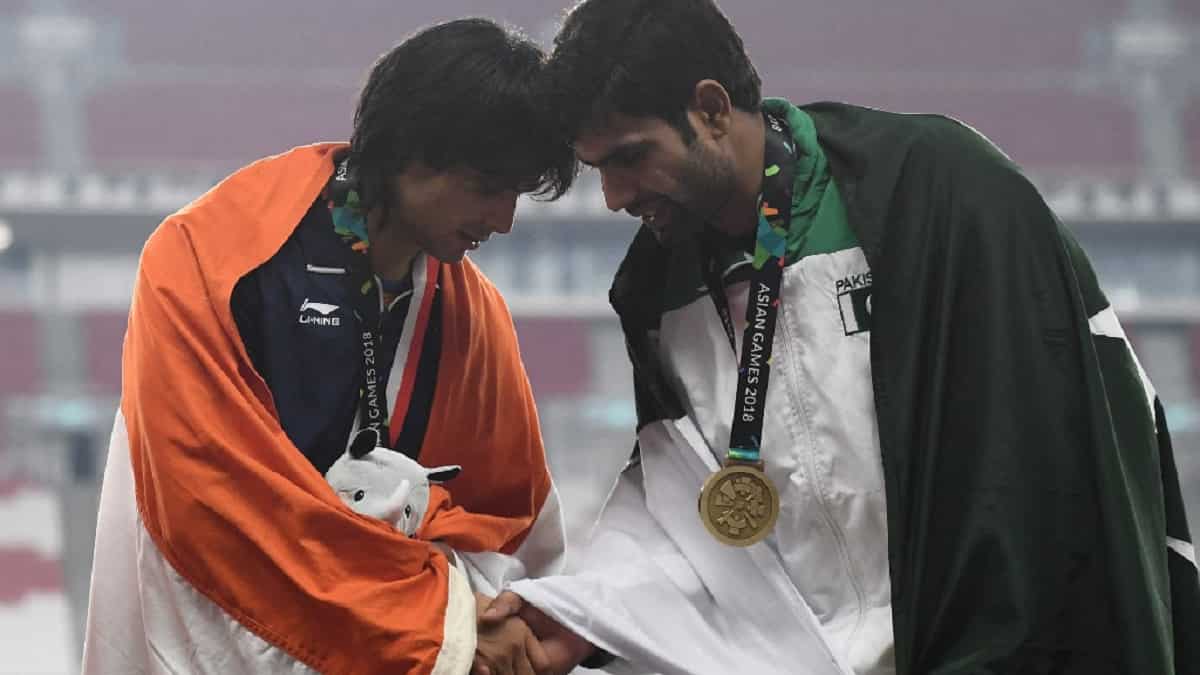 'Missed Neeraj Chopra': Pakistan's Arshad Nadeem reacts to Indian's absence at CWG 2022 after winning gold 'Missed Neeraj Chopra': Pakistan's Arshad Nadeem reacts to Indian's absence at CWG 2022 after winning gold