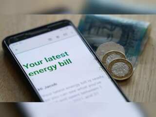 UK: Thousands join 'Don't Pay' campaign started by anonymous group to ignore energy bills