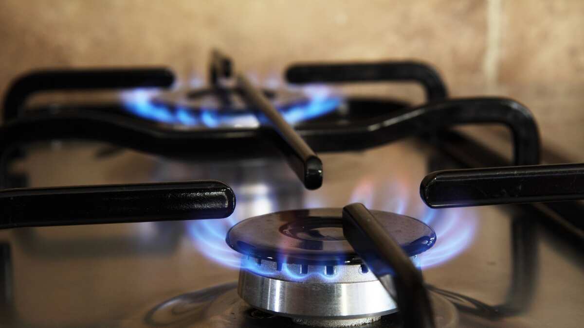 Britons say 'can't pay, won't pay' as energy prices to surge further in 2023