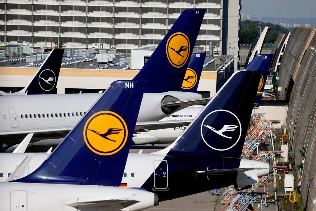 Lufthansa strikes deal with ground staff, Europe's travel chaos eases
