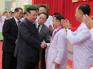 Kim Jong-Un suffered from fever, calls for Covid-19 preventive measures to be eased
