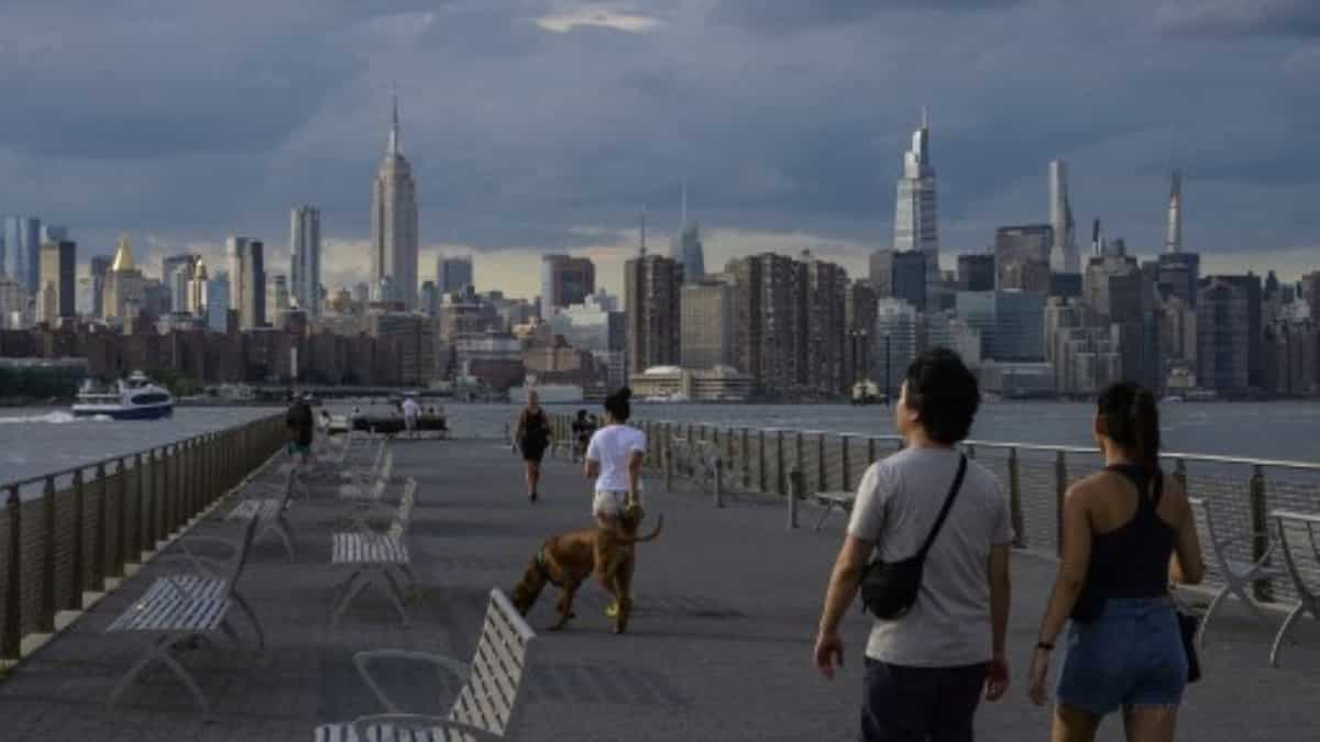 New Yorkers face record-high rent as the housing market recovers from COVID-19 pandemic New Yorkers face record-high rent as the housing market recovers from COVID-19 pandemic