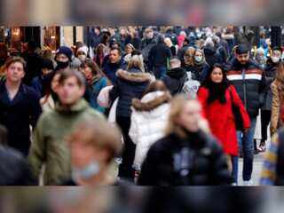 UK GDP shrunk by 0.1% between April and June