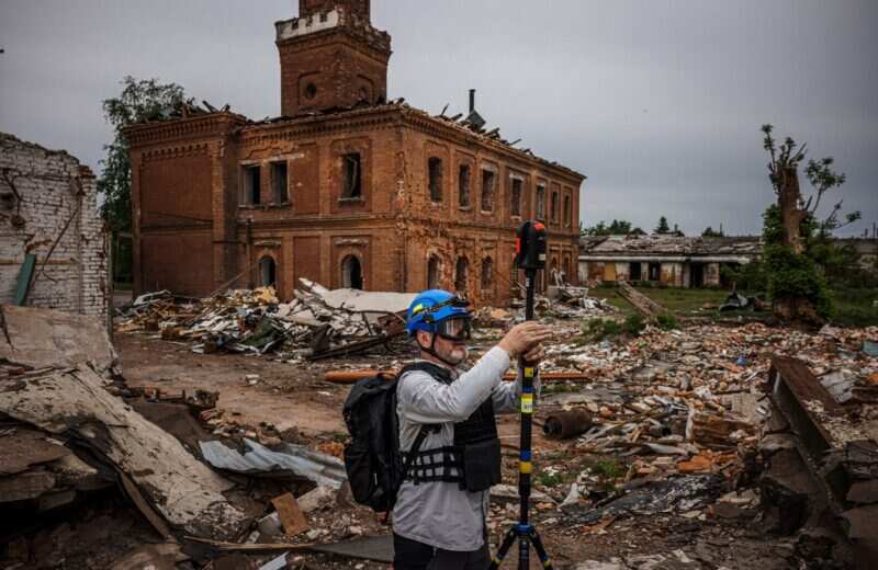 Ukrainians use 3D tech to preserve the heritage as volunteers scan buildings and monuments