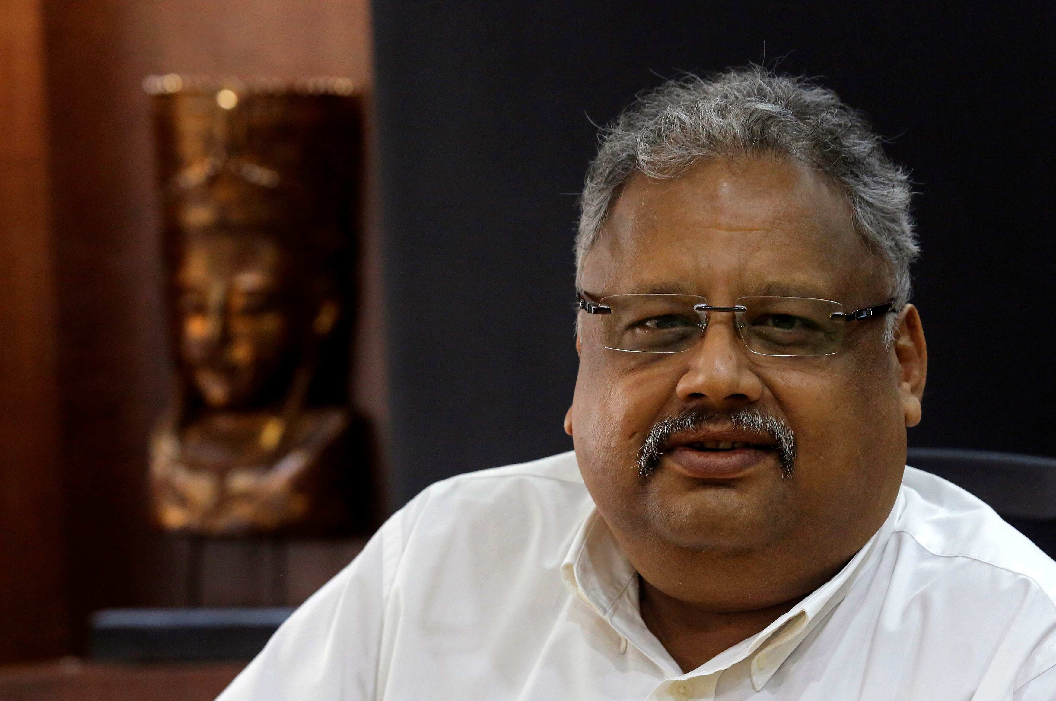 Indian stock market mogul Rakesh Jhunjhunwala dies at 62 Indian stock market mogul Rakesh Jhunjhunwala dies at 62