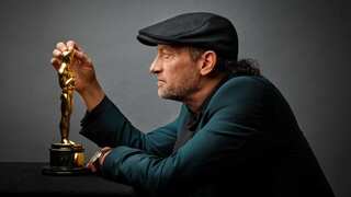 Deaf actor Troy Kotsur gets his stolen Oscar trophy and jeep back; thanks police