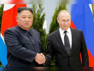 Kim, Putin exchange letters on North Korea's Liberation day