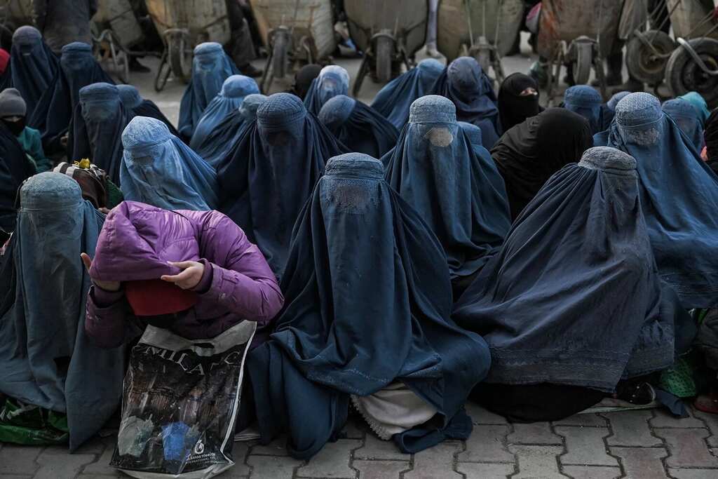 Afghanistan: Women devoid of the right to education, illegal underground schools prop-up in Kabul