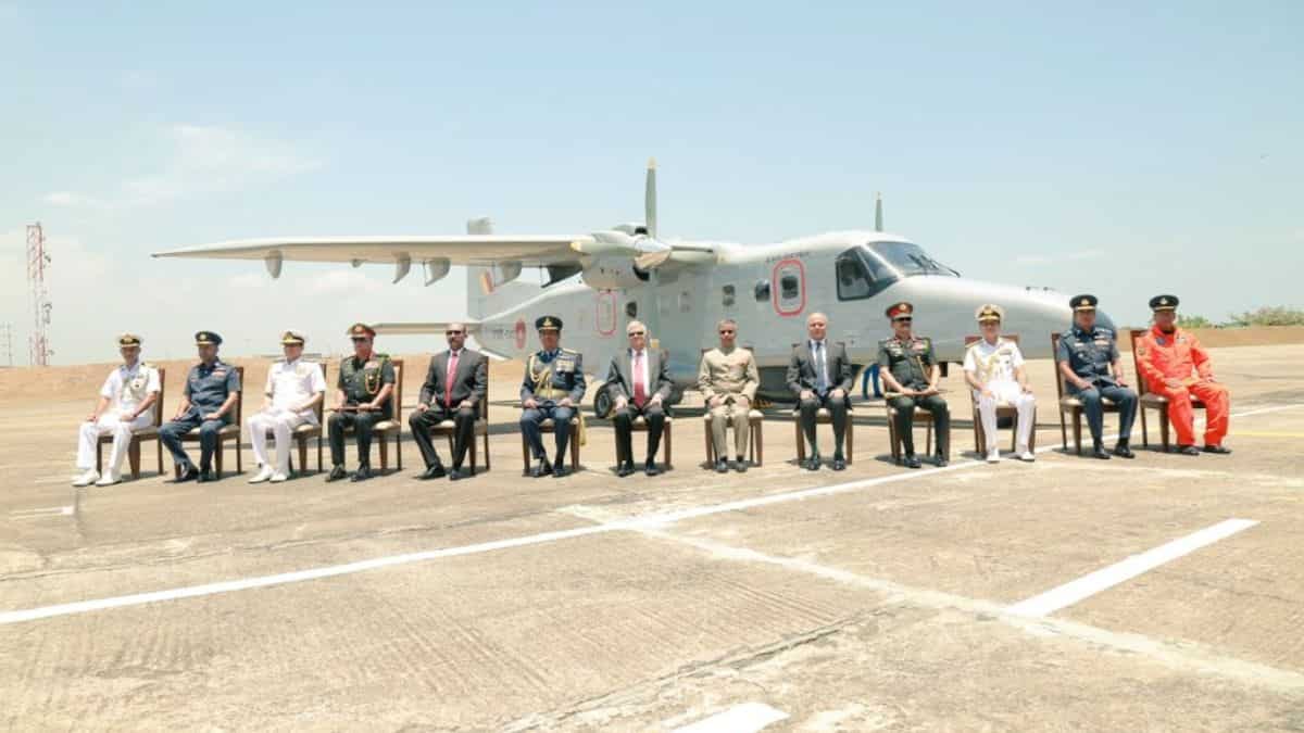 India hands over Dornier aircraft to Sri Lanka on its 76th Independence Day India hands over Dornier aircraft to Sri Lanka on its 76th Independence Day