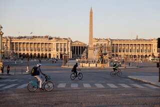 The French government will pay citizens $4,073 to help buy an e-bike