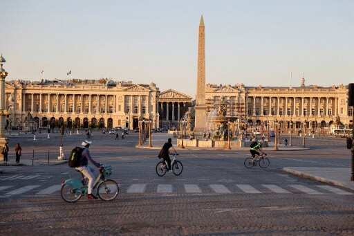 The French government will pay citizens $4,073 to help buy an e-bike
