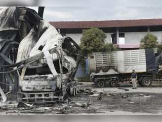 7 injured in wave of blast, arson attacks in Southern Thailand