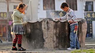 China introduces new policies as birth rate continues to fall