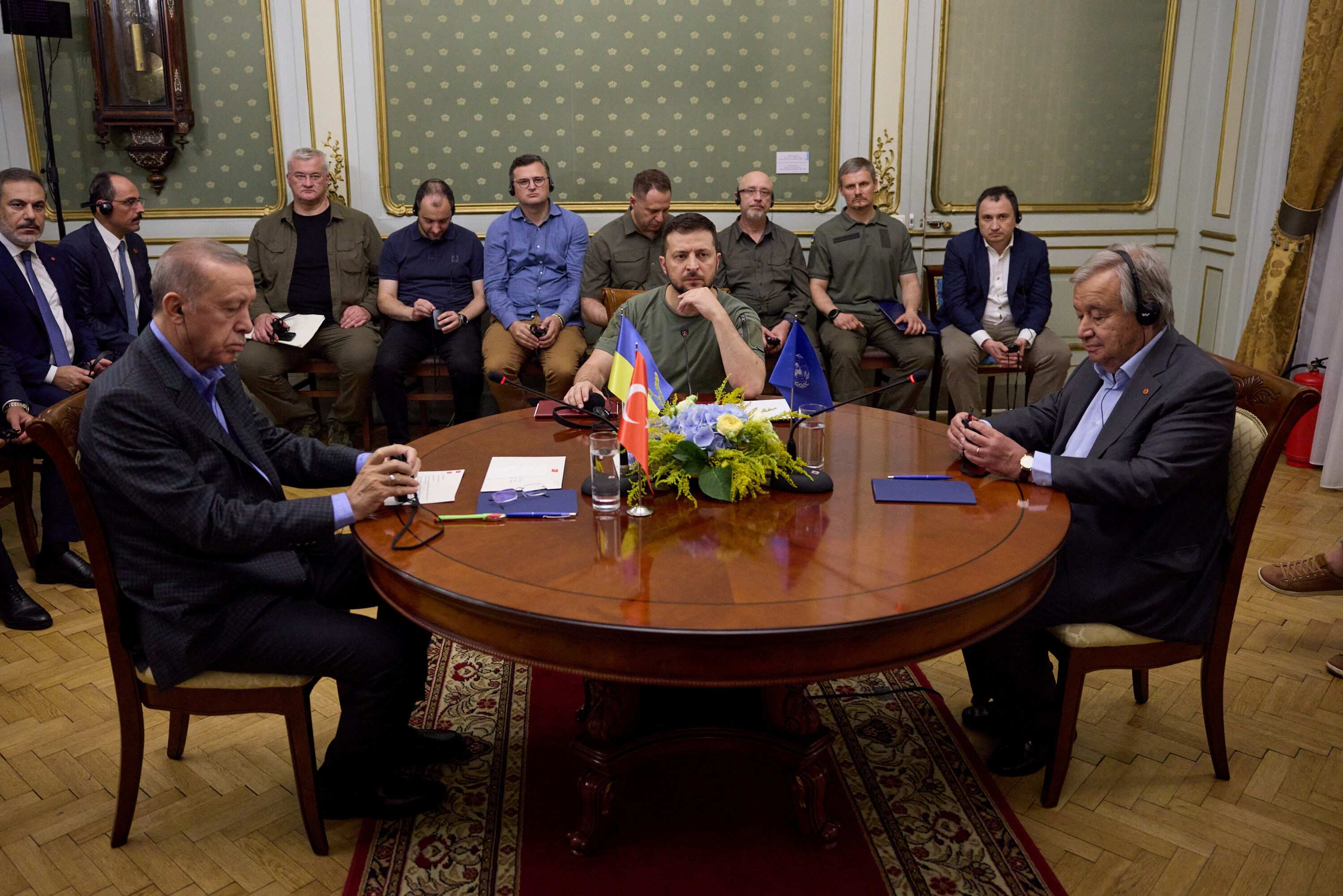 UN chief calls for demilitarization of Zaporizhzhia nuclear plant, says 'deeply concerned'