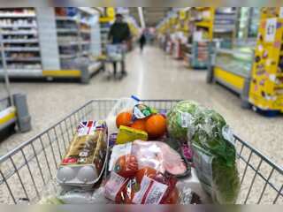UK consumer sentiments hit record low